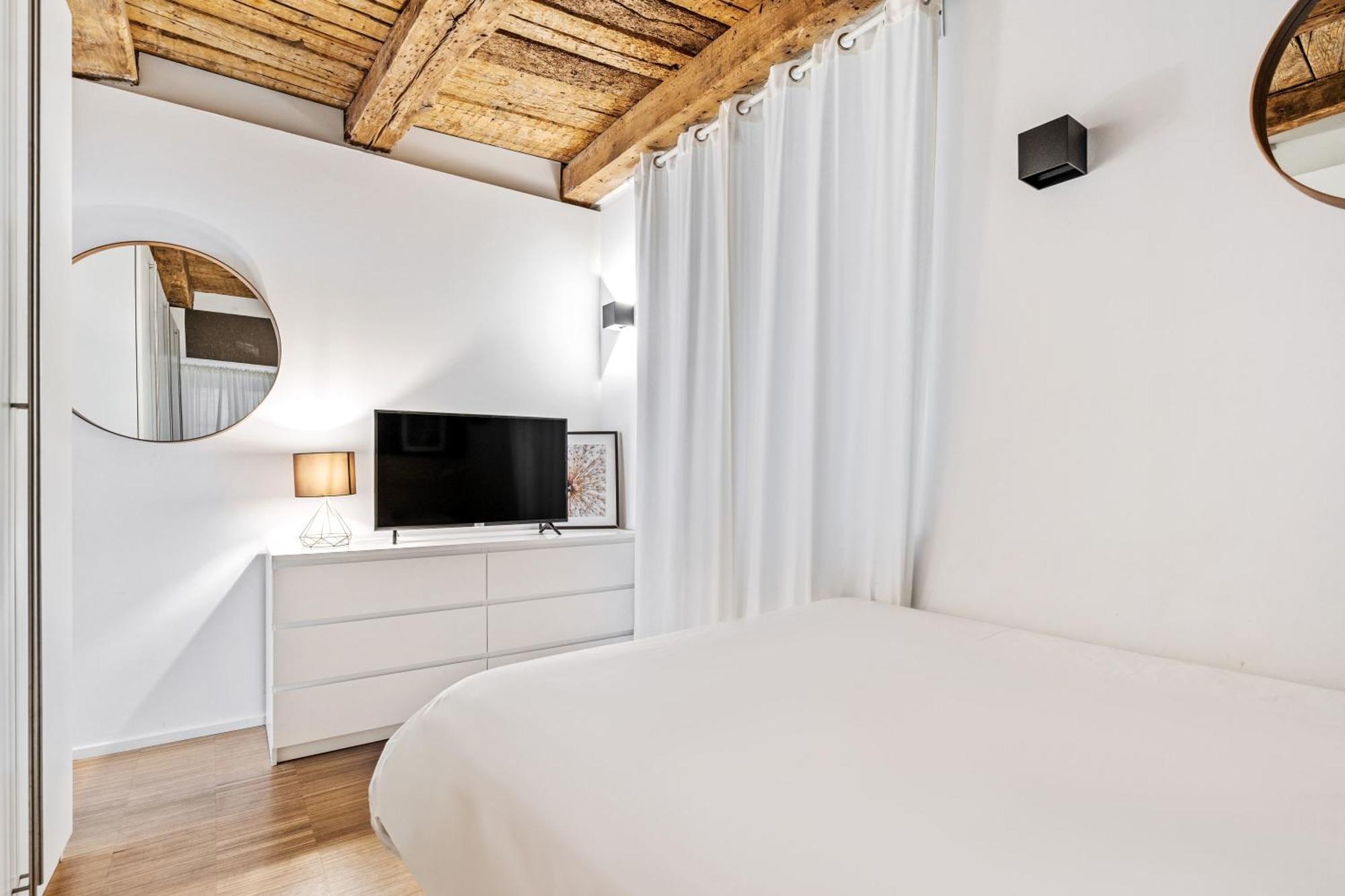 Modern 1Br Apartment In Unesco Grund, Luxembourg Exterior photo